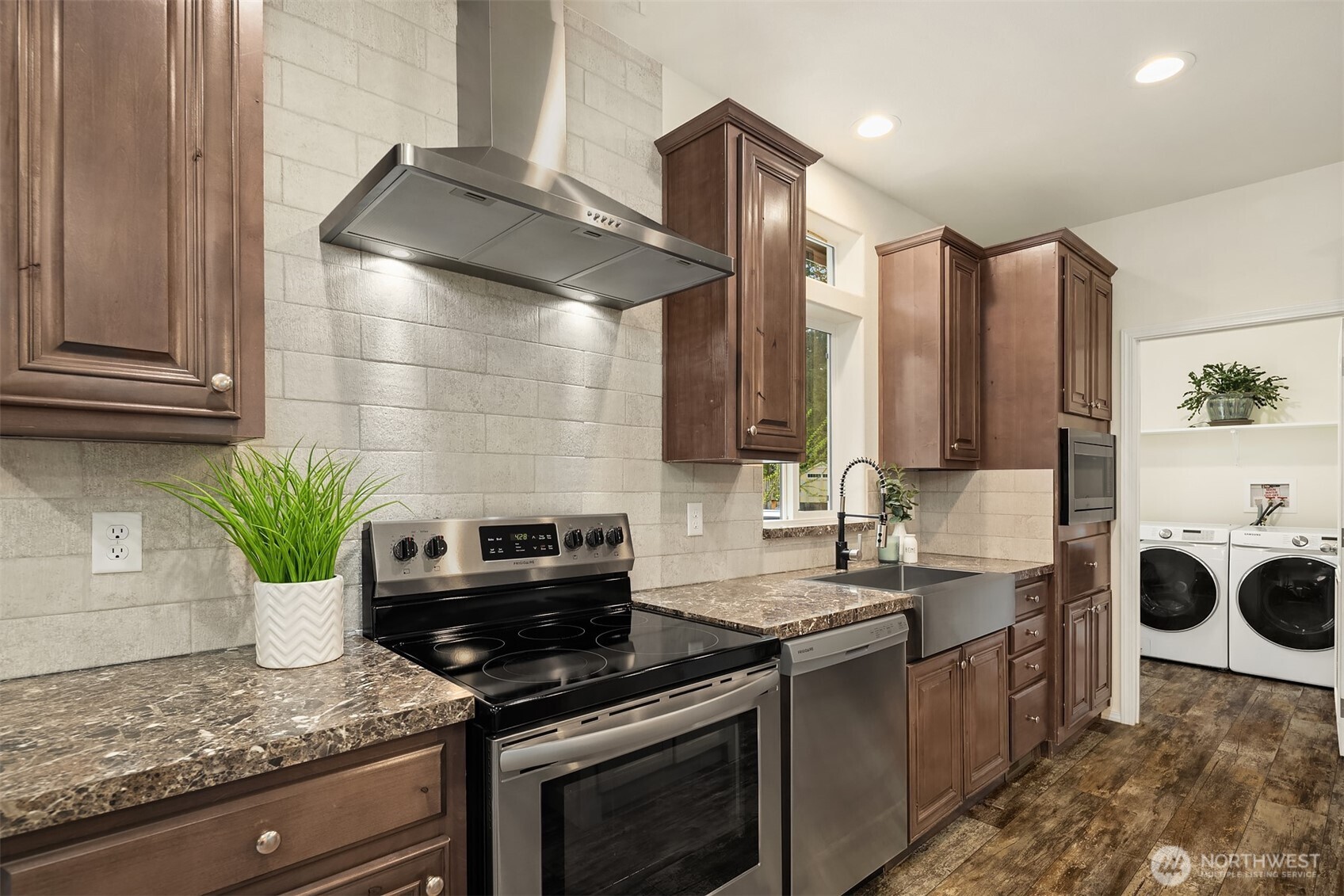 700 May Creek Road , Gold Bar, WA 98251