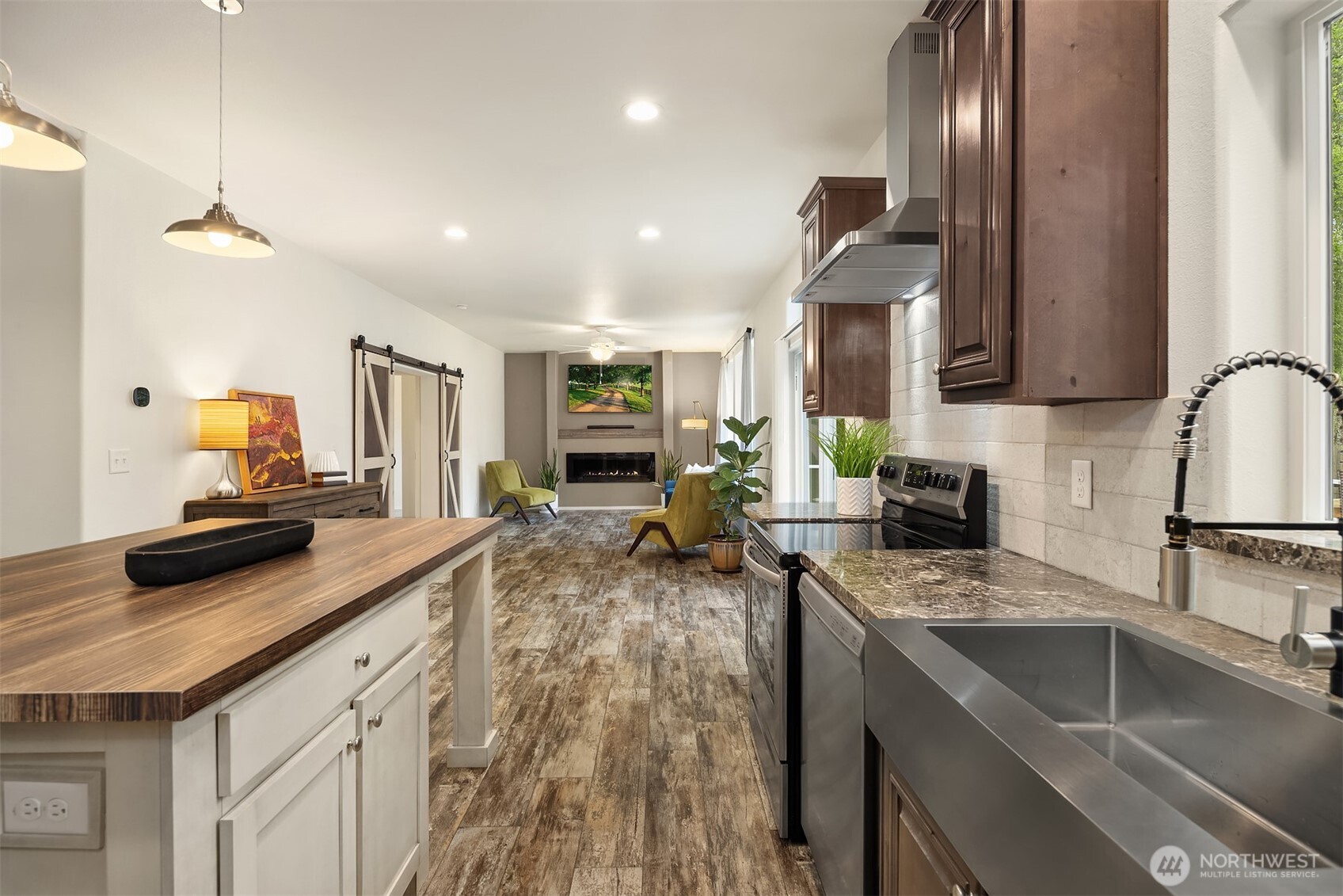 700 May Creek Road , Gold Bar, WA 98251
