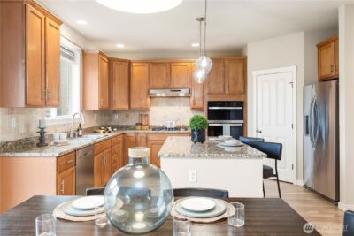 25499 SE 274th Place , Maple Valley, WA 98038 - Photo 12