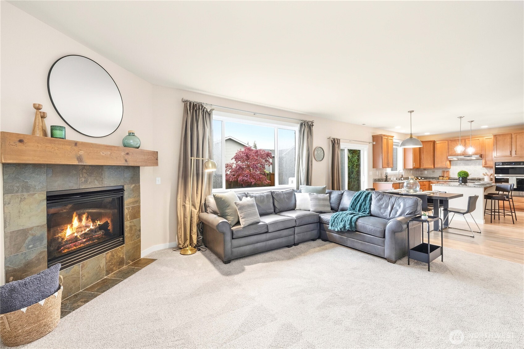25499 SE 274th Place , Maple Valley, WA 98038
