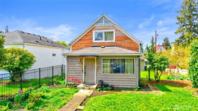 1628 Oakes Ave , Everett, WA 98201 - Photo 2