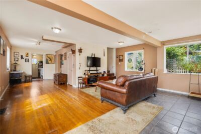 1628 Oakes Ave , Everett, WA 98201 - Photo 3
