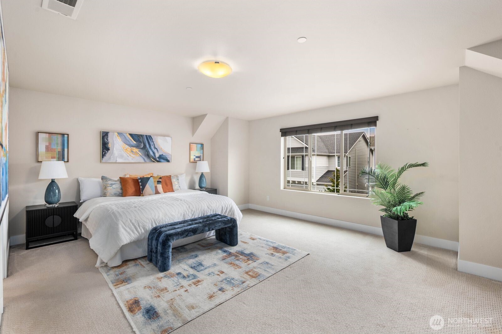 20420 5th Avenue W, Lynnwood, WA 98036