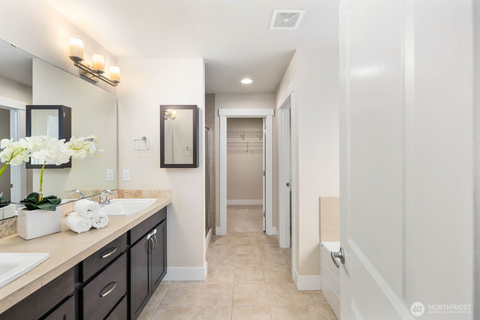 20420 5th Avenue W, Lynnwood, WA 98036