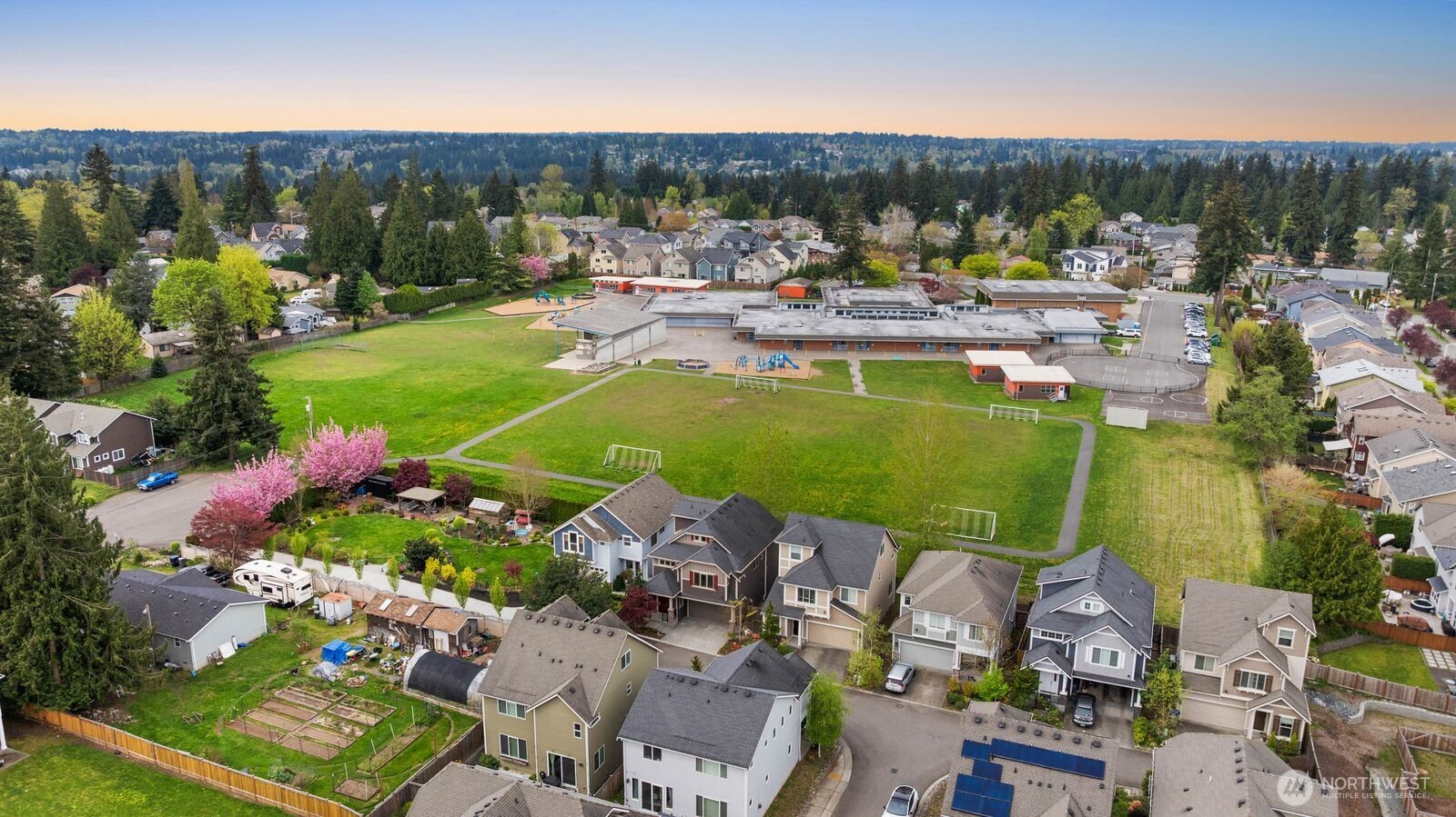 20420 5th Avenue W, Lynnwood, WA 98036