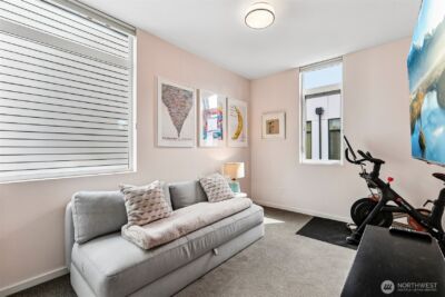 4306 Evanston Avenue N, Seattle, WA 98103 - Photo 21