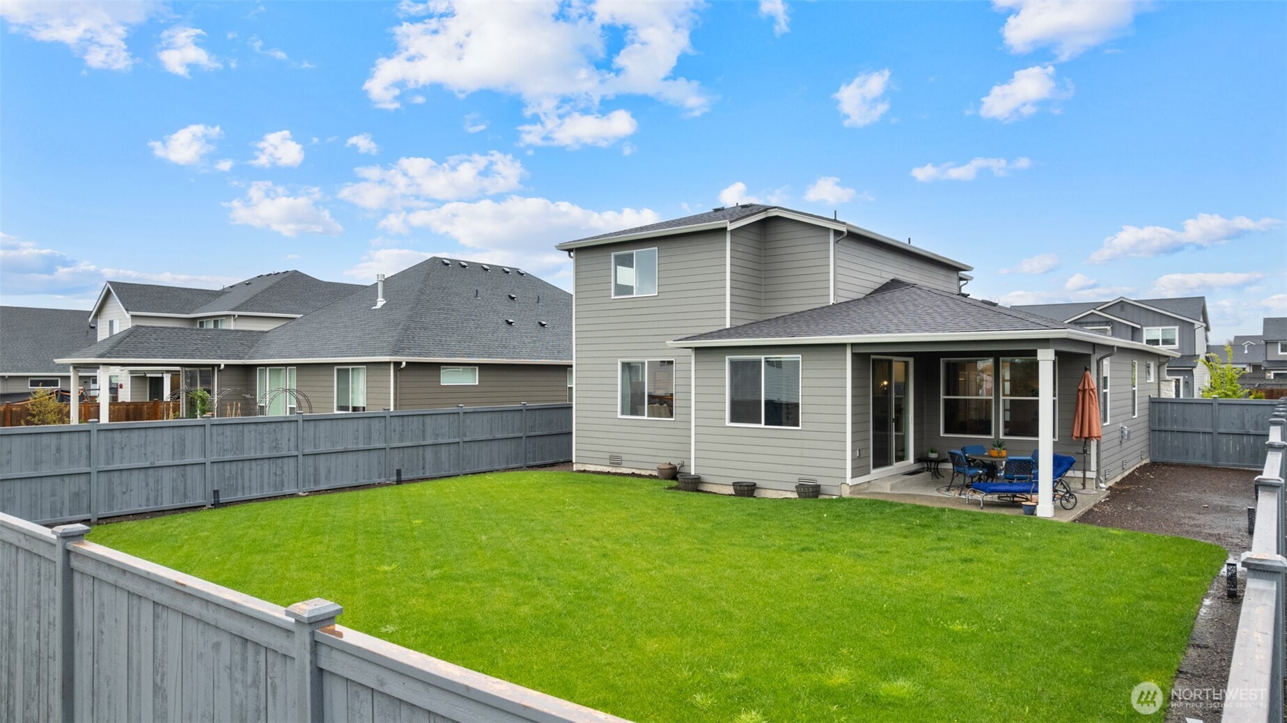 1076 Lindenberger Lane , Enumclaw, WA 98022