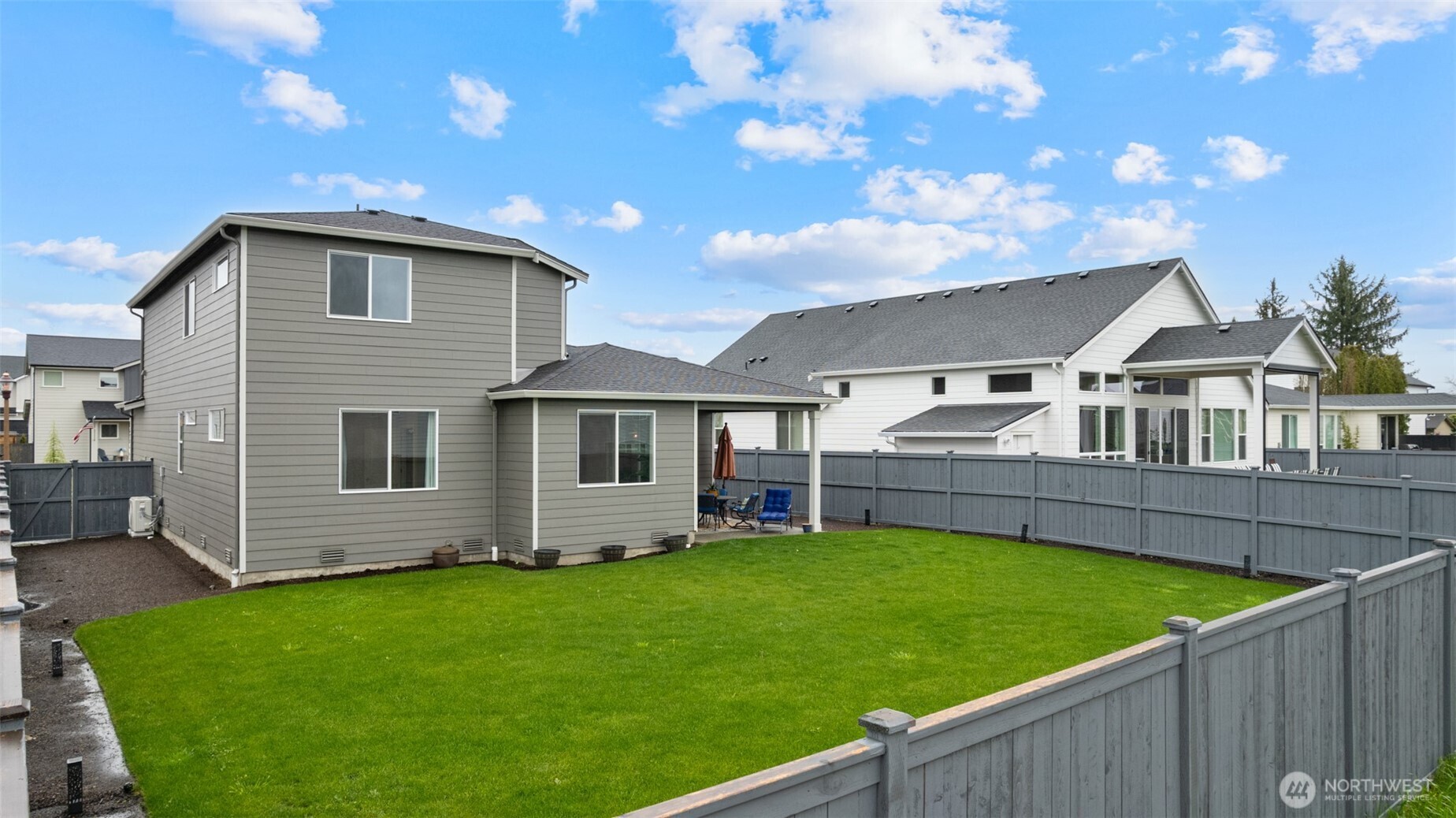 1076 Lindenberger Lane , Enumclaw, WA 98022