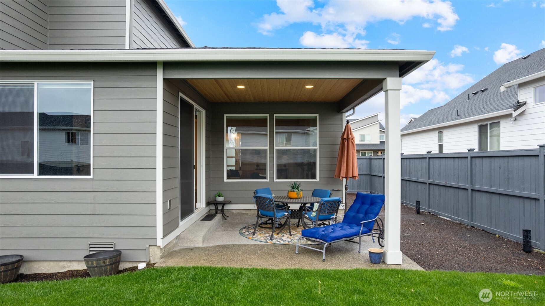 1076 Lindenberger Lane , Enumclaw, WA 98022