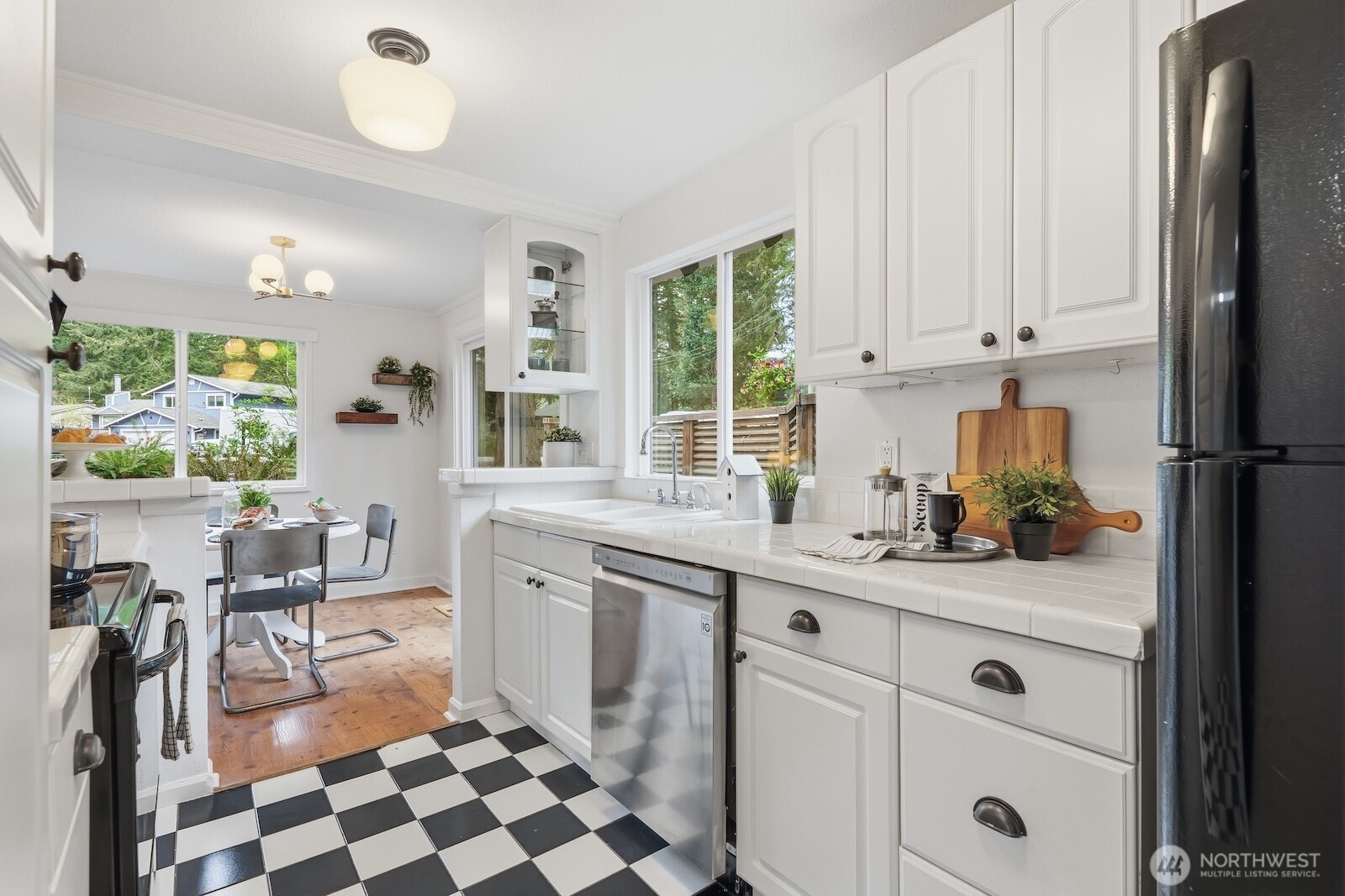 17327 432nd Avenue SE, North Bend, WA 98045