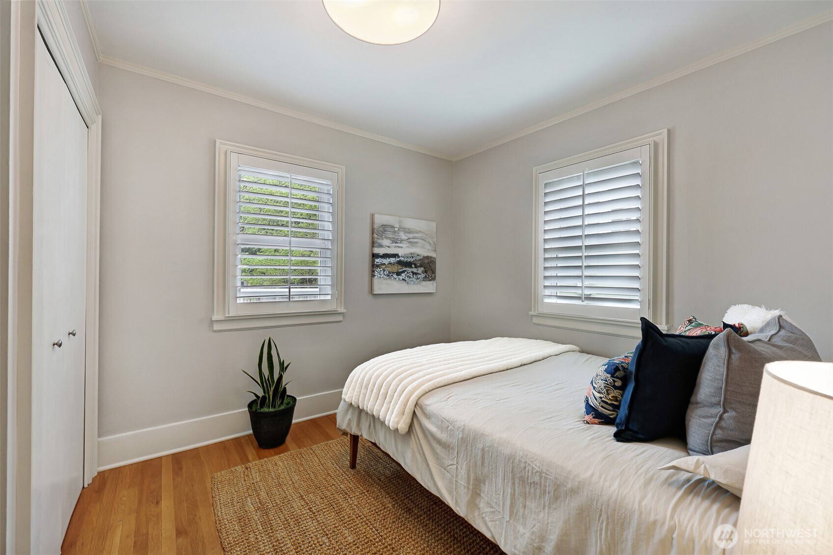 342 NW 76th Street , Seattle, WA 98117