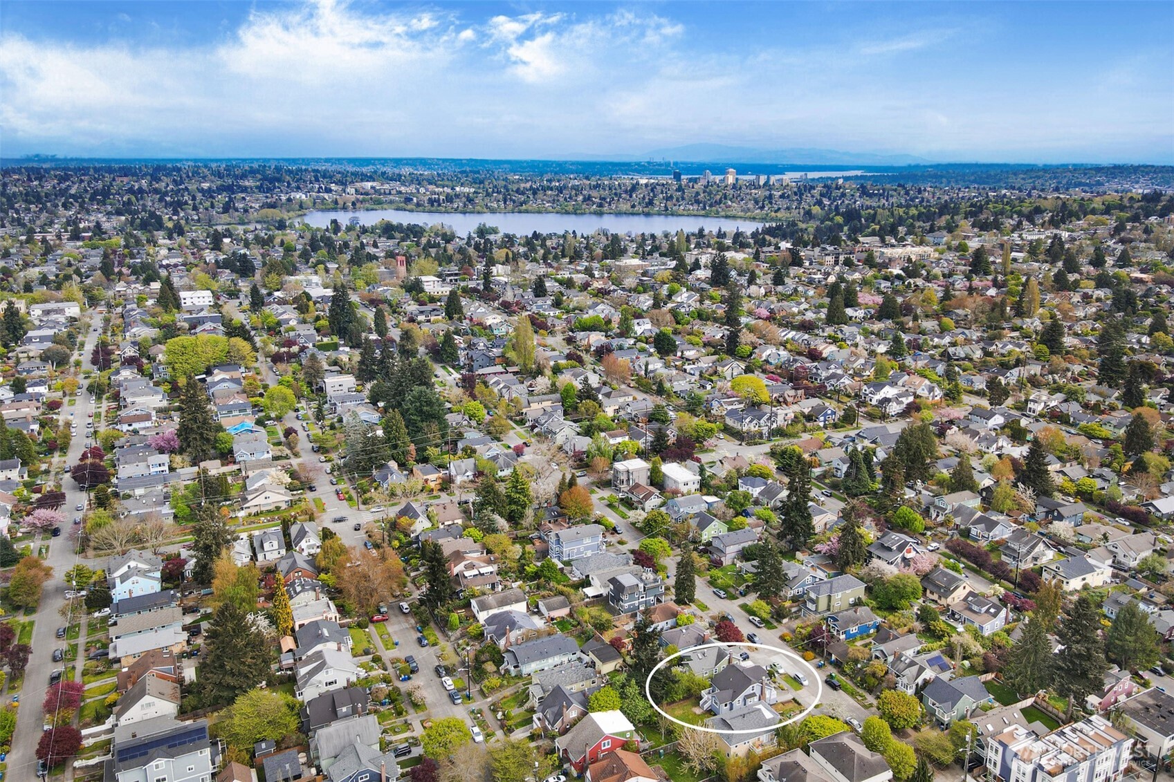 342 NW 76th Street , Seattle, WA 98117