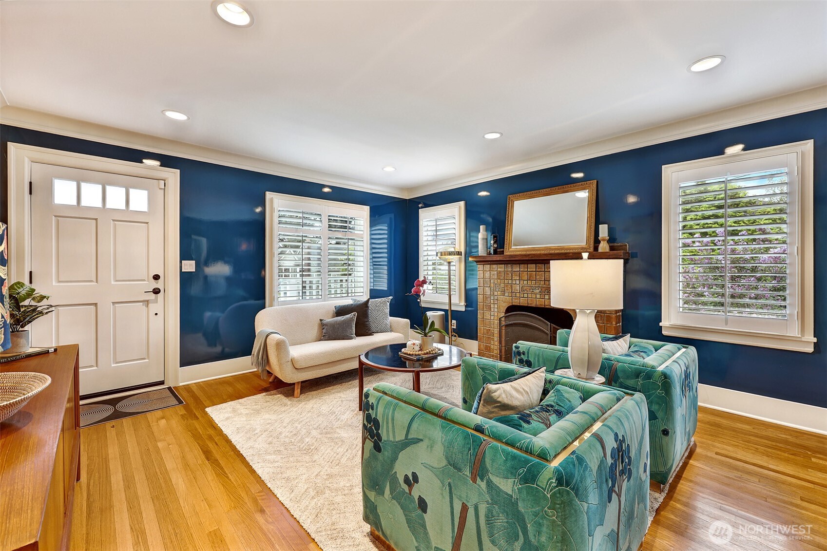 342 NW 76th Street , Seattle, WA 98117