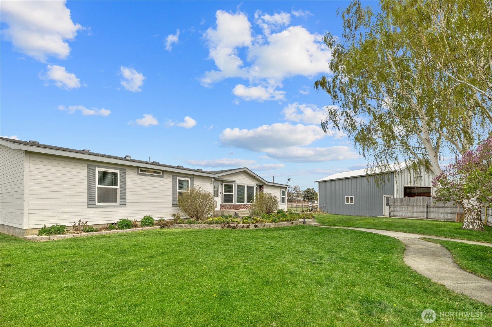 700 N Pierce Street , Kittitas, WA 98934