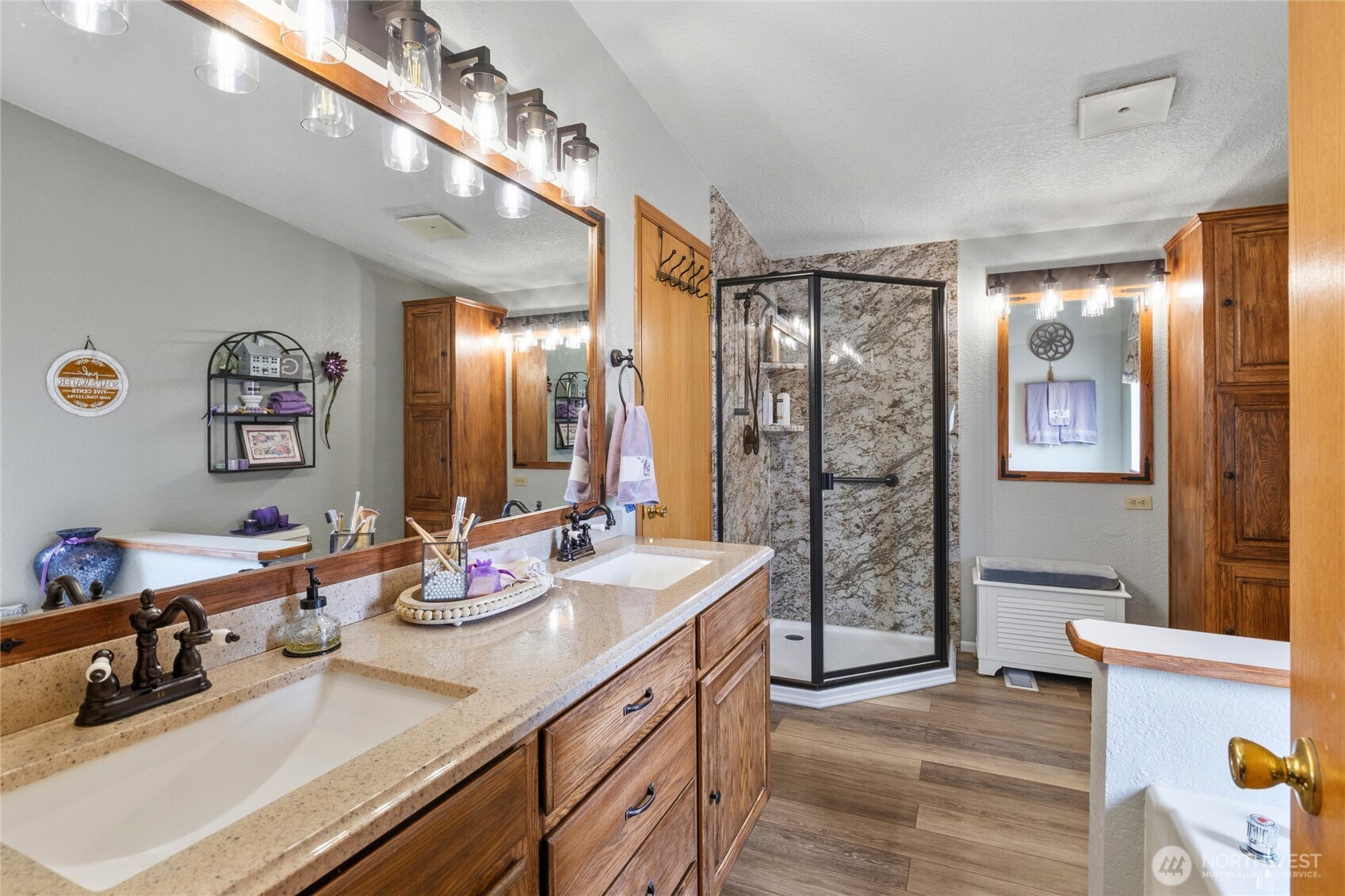 700 N Pierce Street , Kittitas, WA 98934