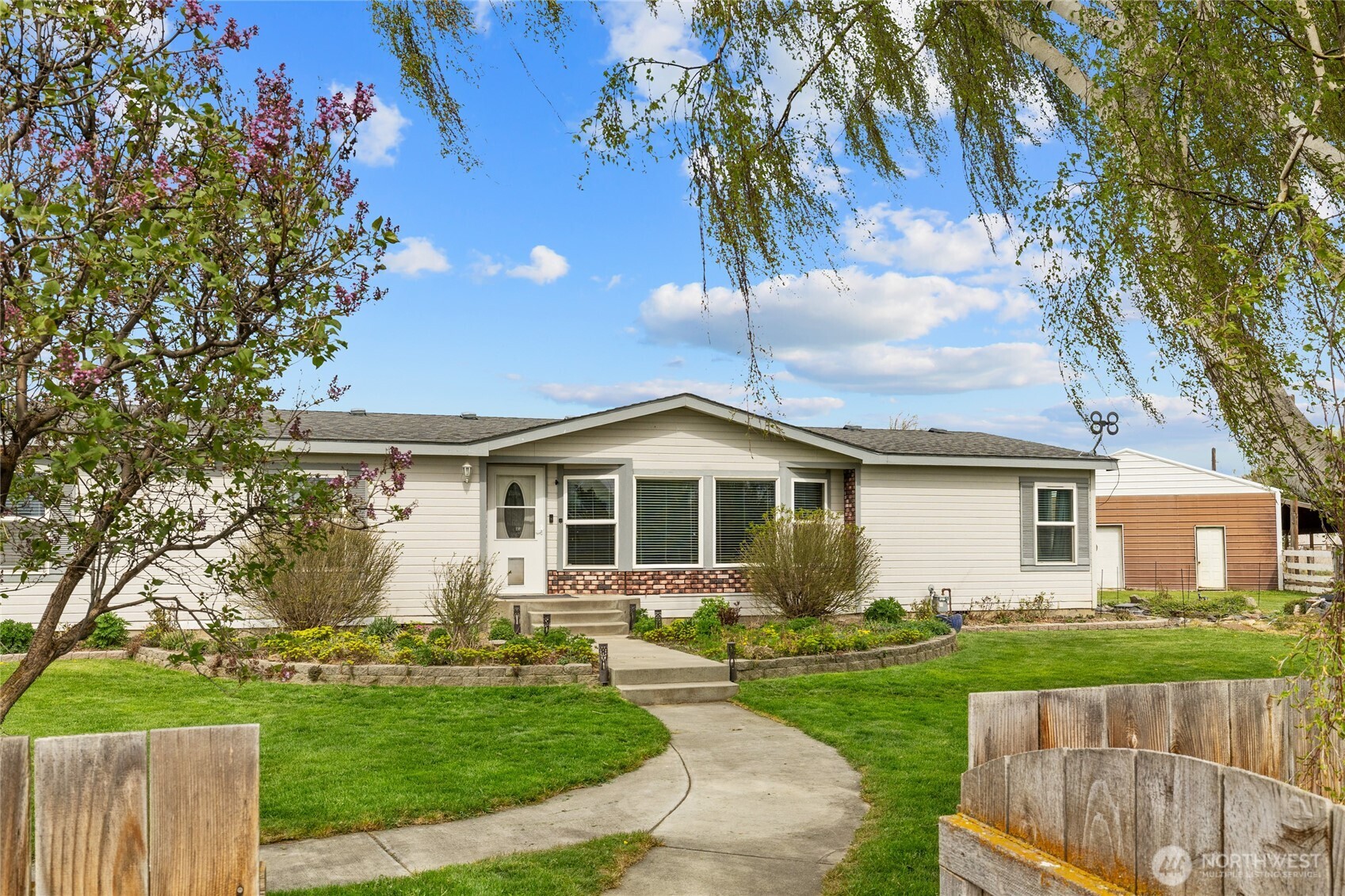 700 N Pierce Street , Kittitas, WA 98934