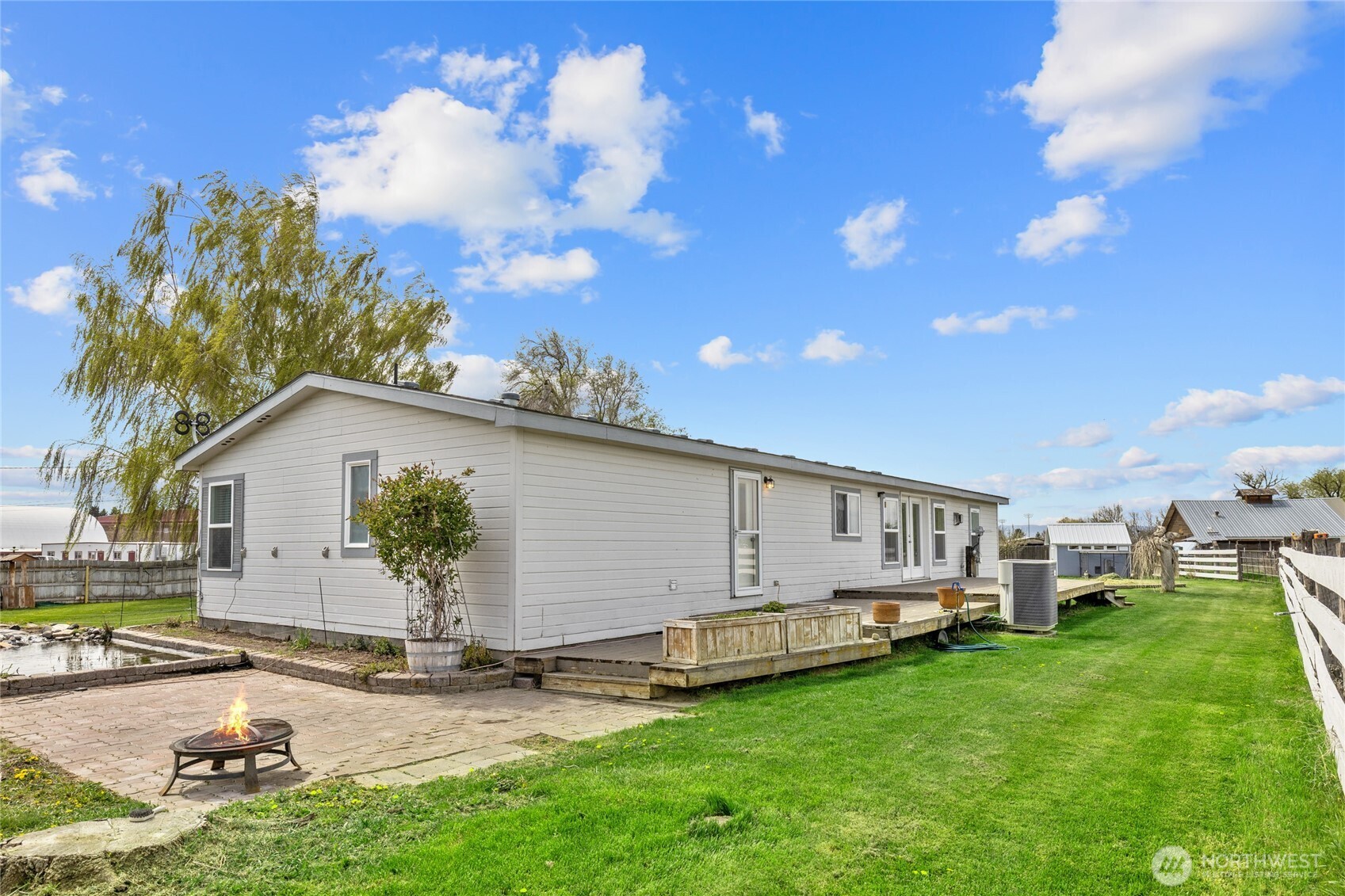 700 N Pierce Street , Kittitas, WA 98934