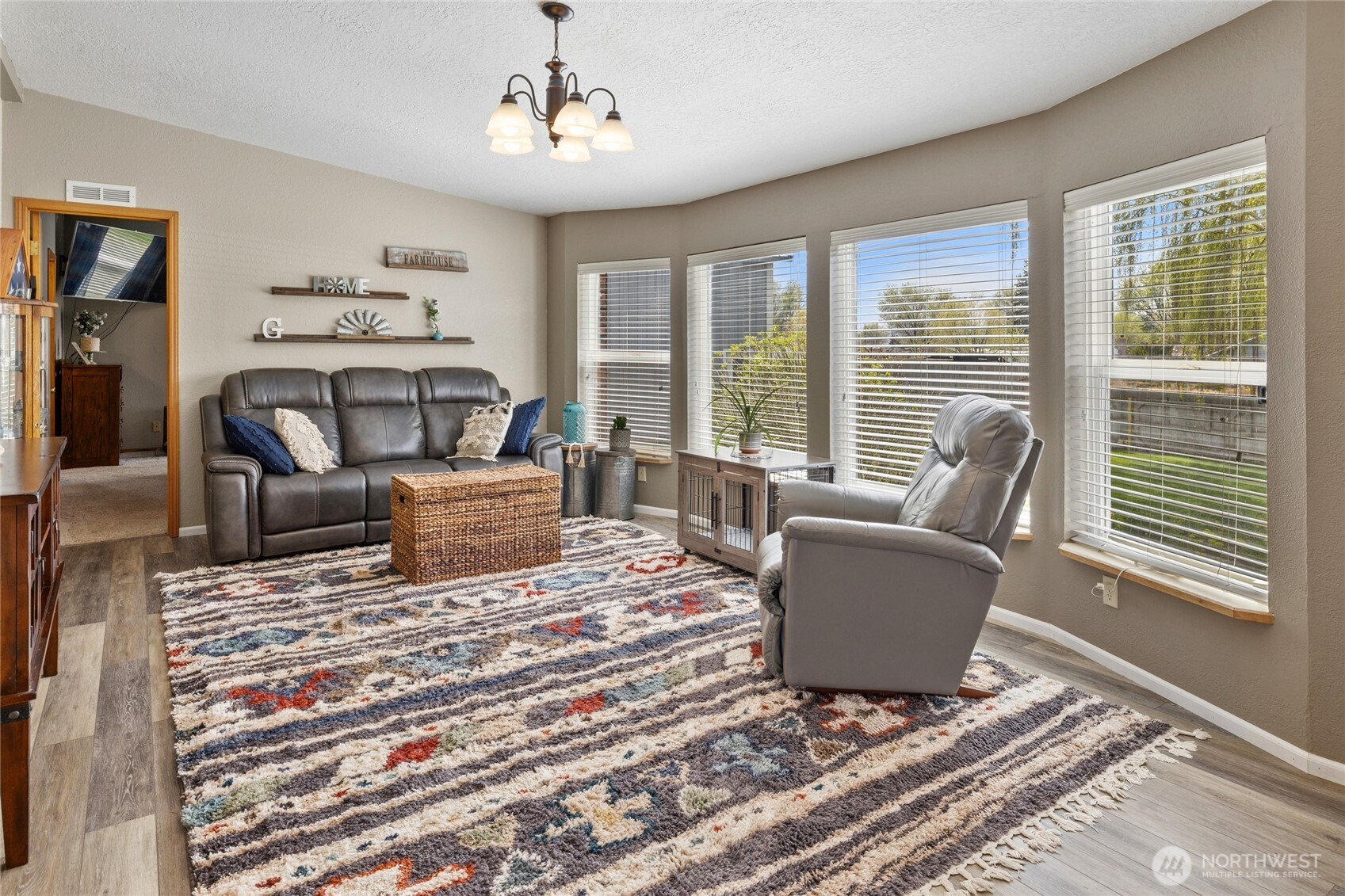 700 N Pierce Street , Kittitas, WA 98934
