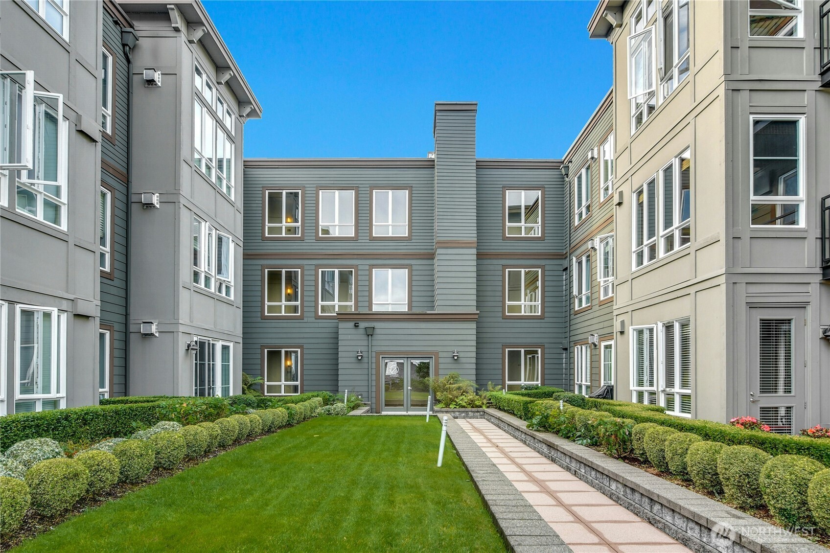 1880 25th Avenue NE #413, Issaquah, WA 98029