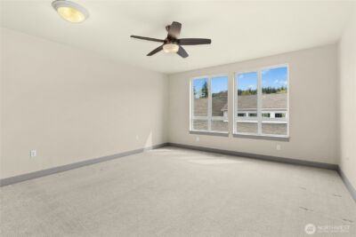 1880 25th Avenue NE #413, Issaquah, WA 98029 - Photo 6