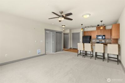 1880 25th Avenue NE #413, Issaquah, WA 98029 - Photo 7