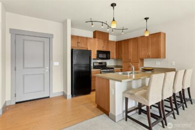 1880 25th Avenue NE #413, Issaquah, WA 98029 - Photo 8
