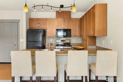 1880 25th Avenue NE #413, Issaquah, WA 98029 - Photo 10