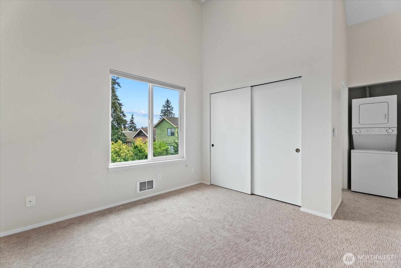1109 N Allen Place #205, Seattle, WA 98103