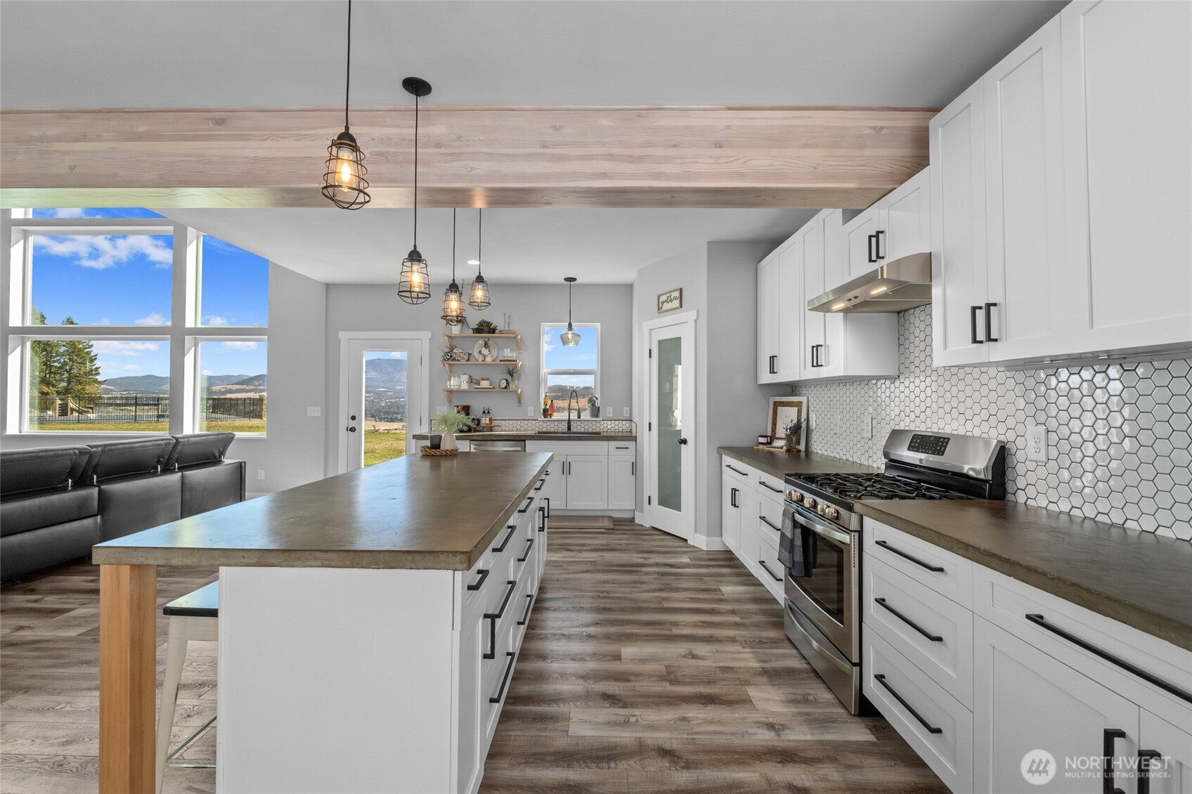 842 Valley Westside Road #U, Colville, WA 99114