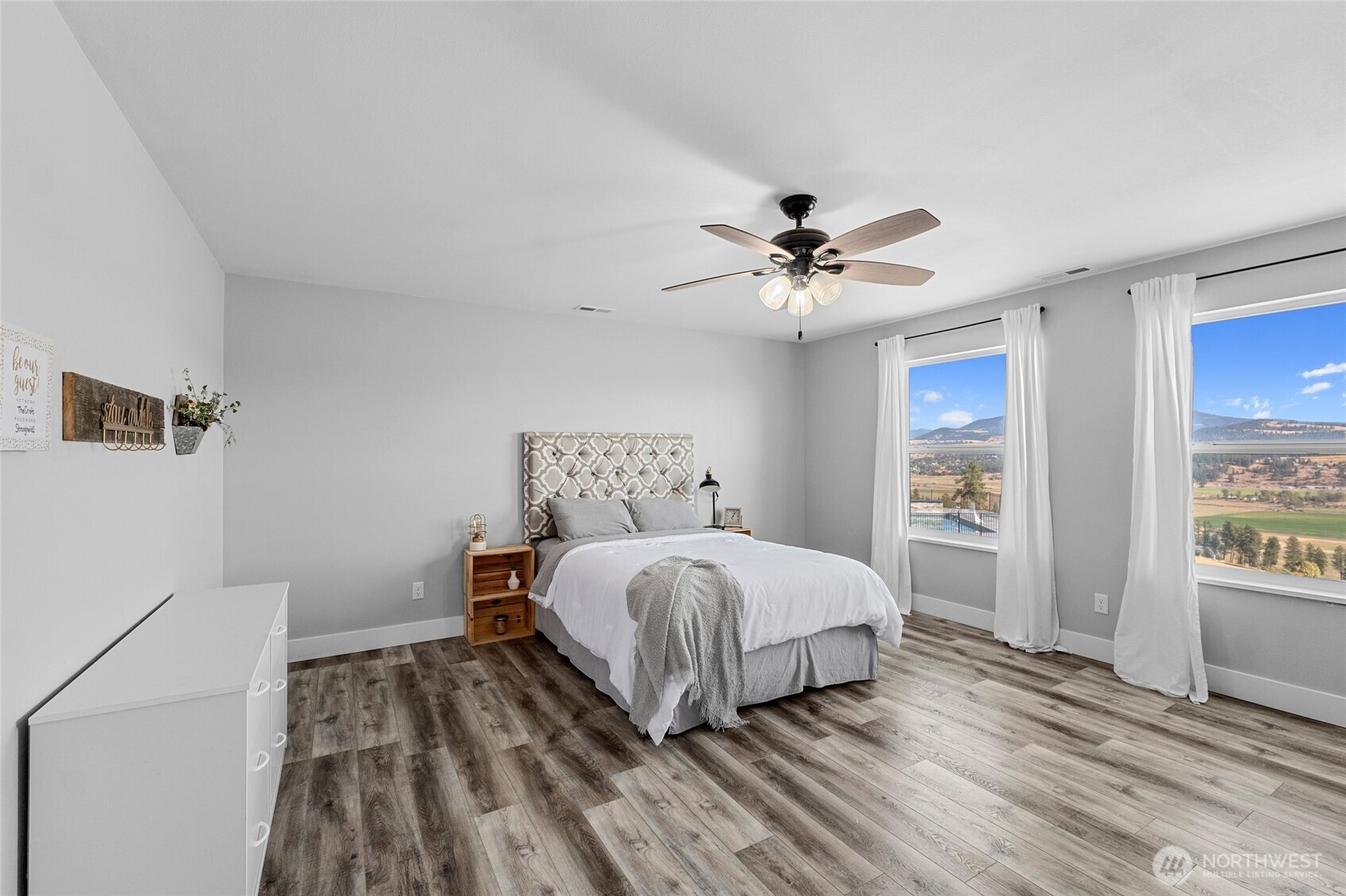 842 Valley Westside Road #U, Colville, WA 99114