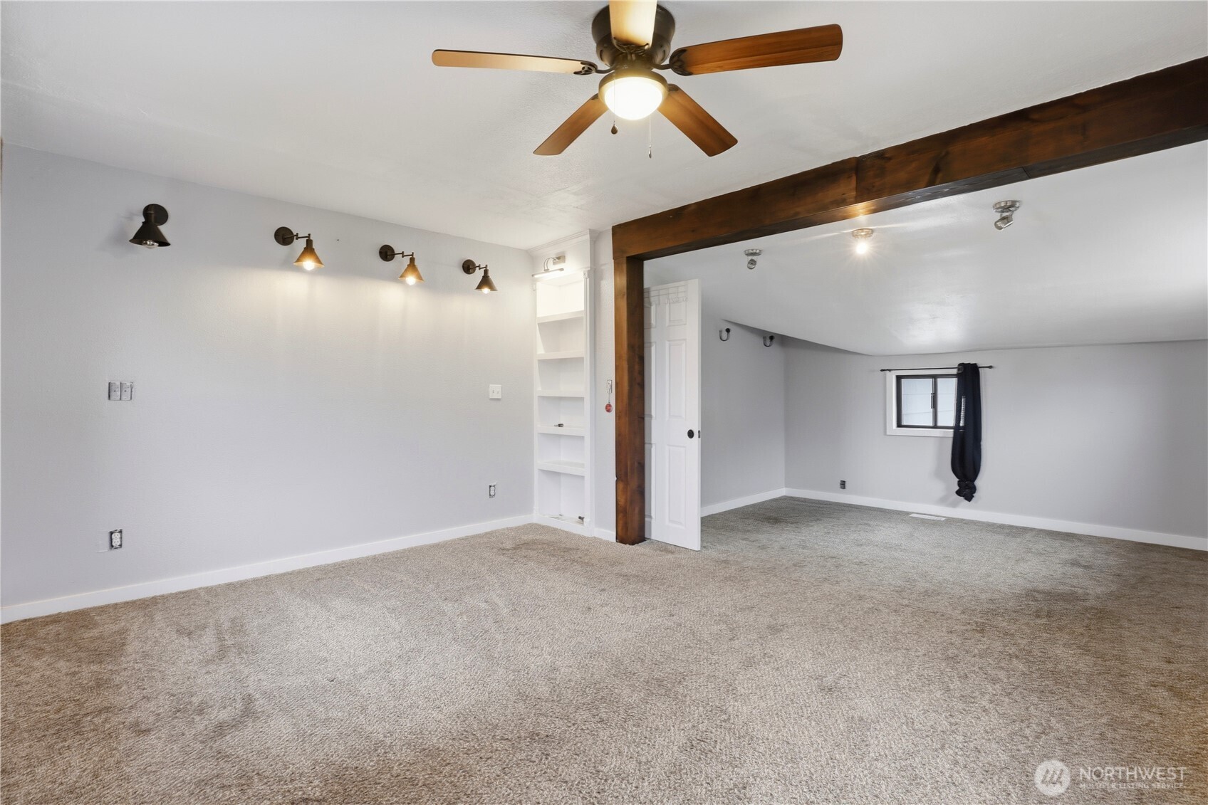 4807 N Howard Street , Spokane, WA 99205