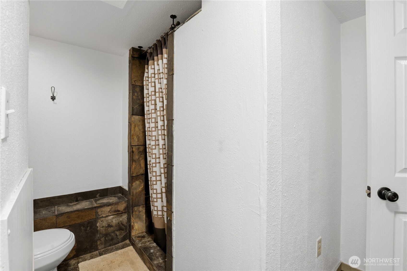 4807 N Howard Street , Spokane, WA 99205