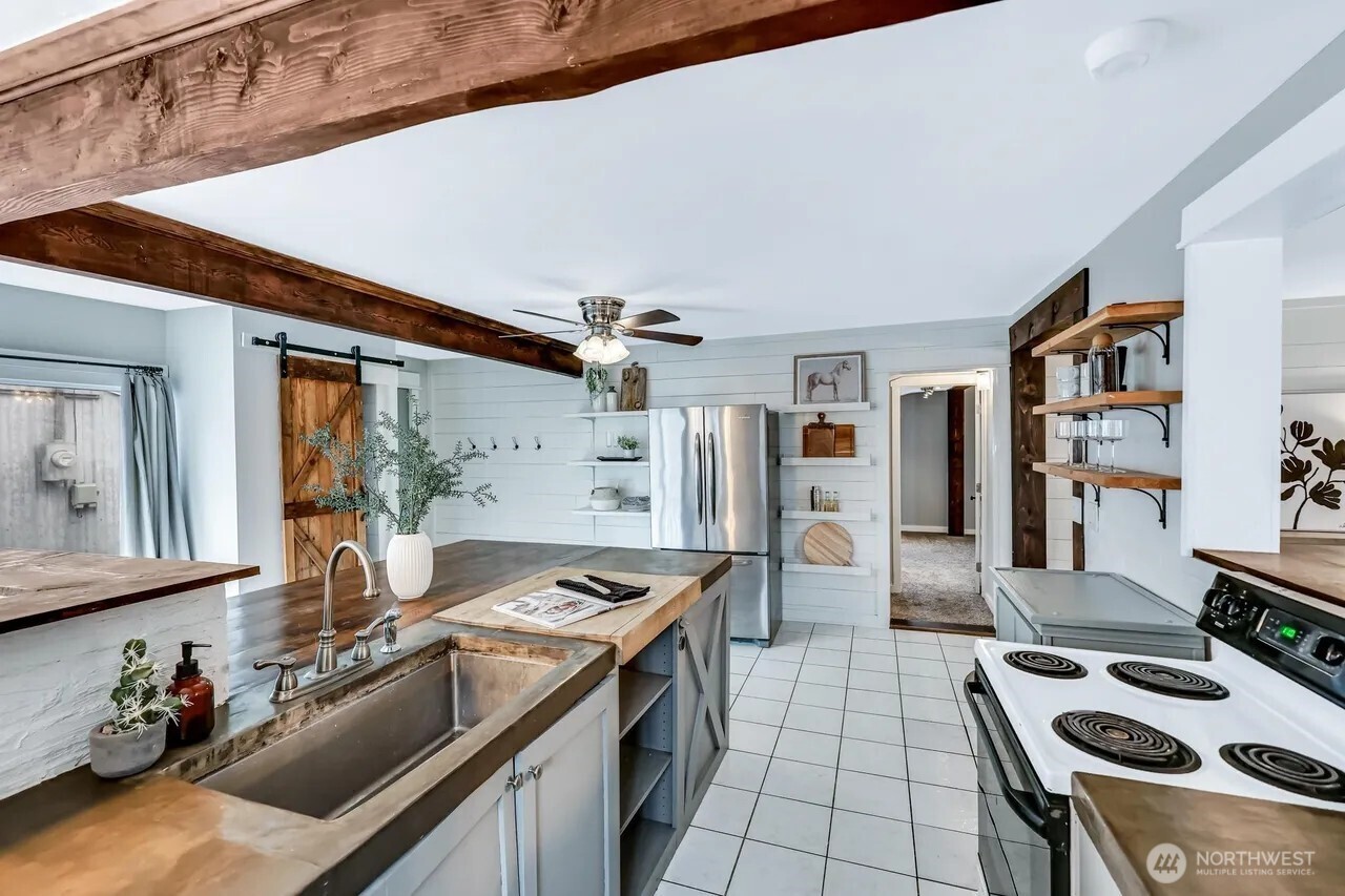 4807 N Howard Street , Spokane, WA 99205