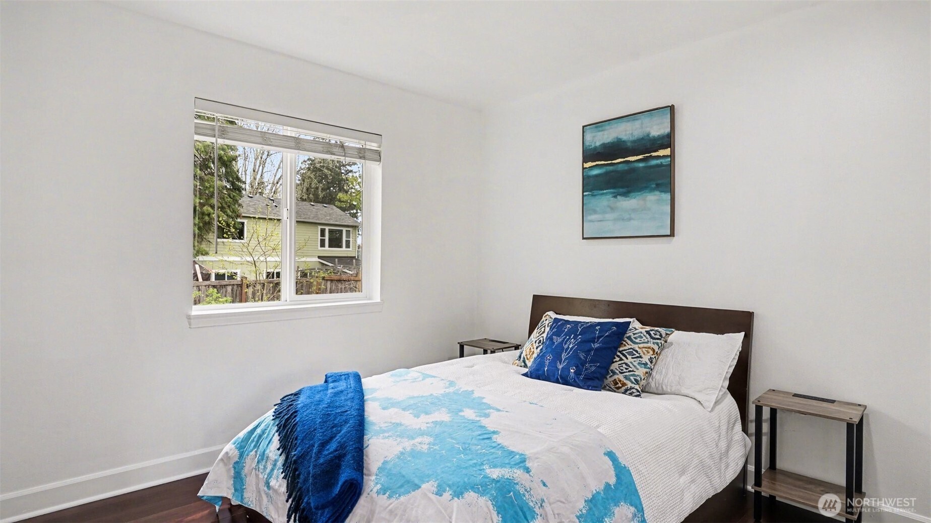 4002 NE 7th Court , Renton, WA 98056