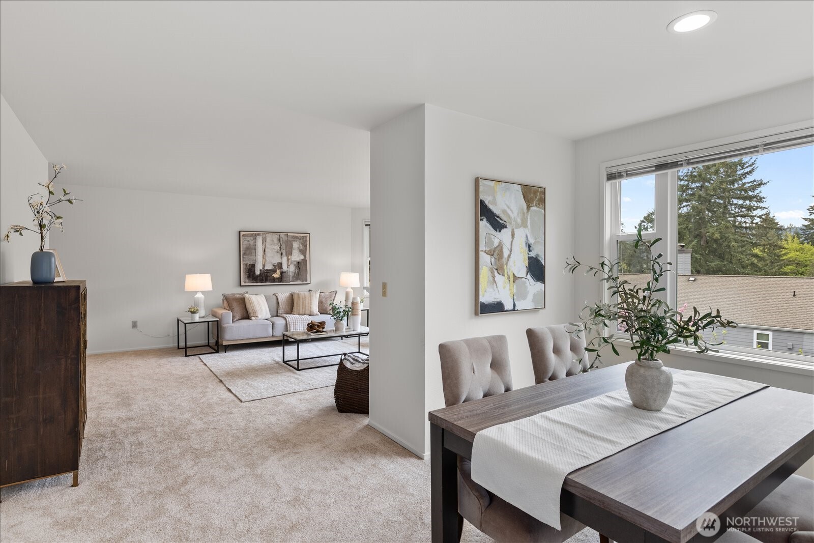 4049 Providence Point Drive SE, Issaquah, WA 98029