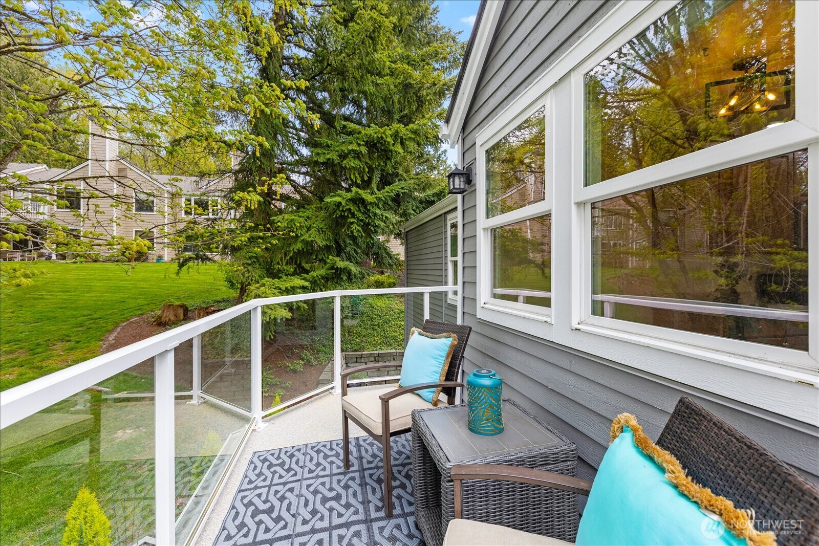 4049 Providence Point Drive SE, Issaquah, WA 98029