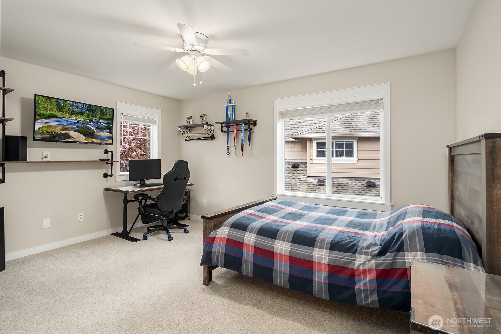 21298 SE 25th Street , Sammamish, WA 98075