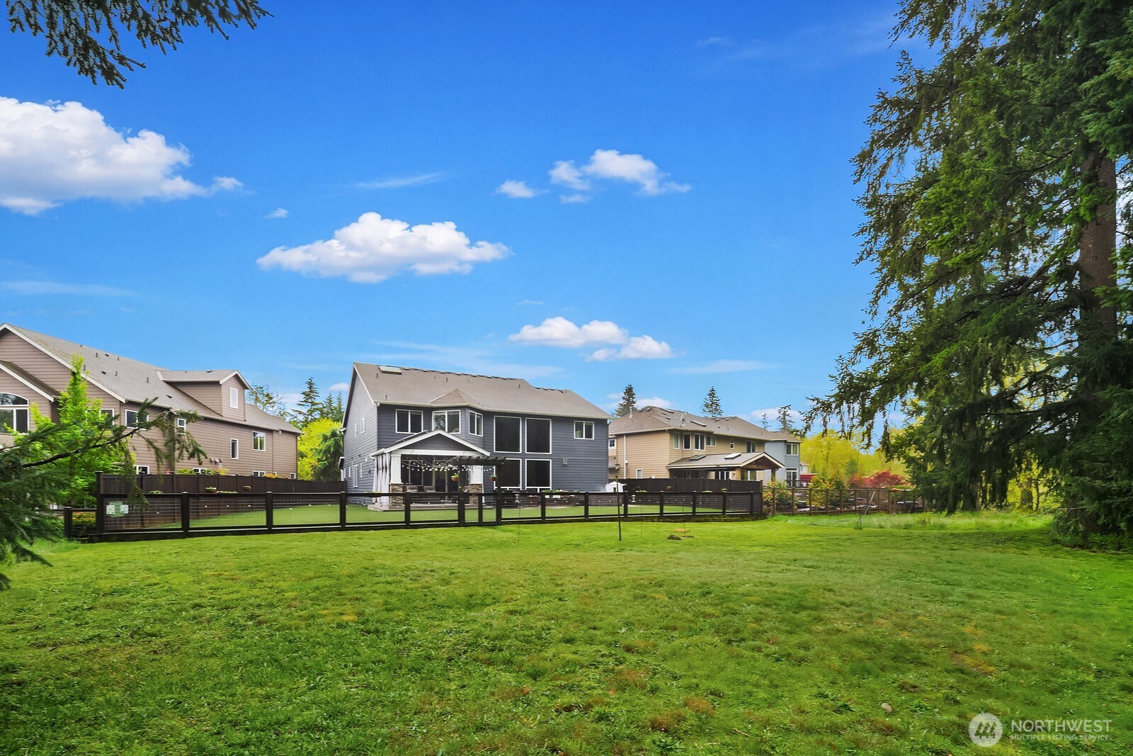 21298 SE 25th Street , Sammamish, WA 98075