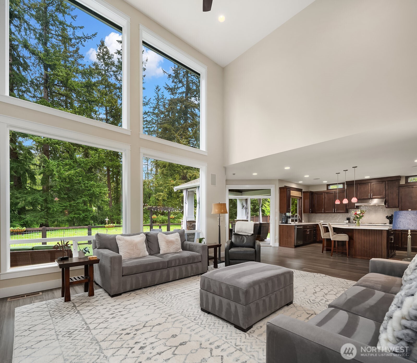 21298 SE 25th Street , Sammamish, WA 98075