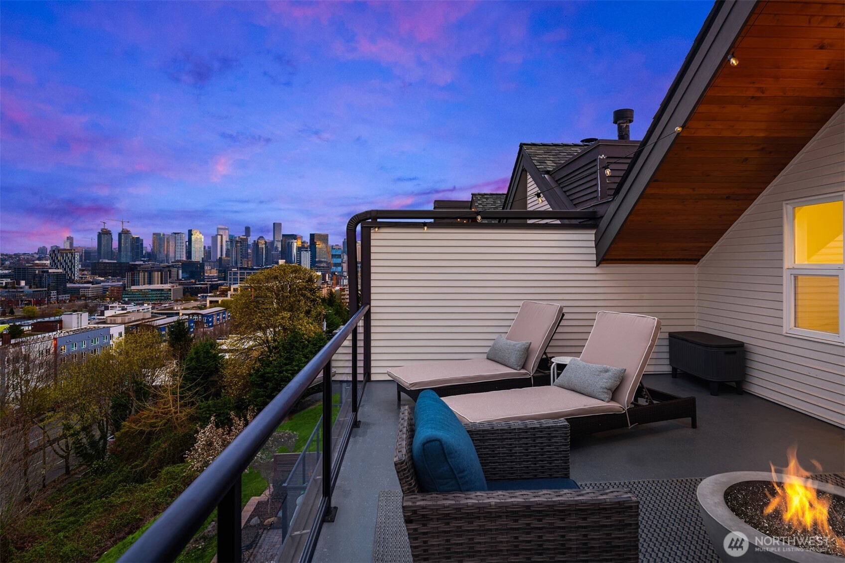 1416 6th Avenue N, Seattle, WA 98109