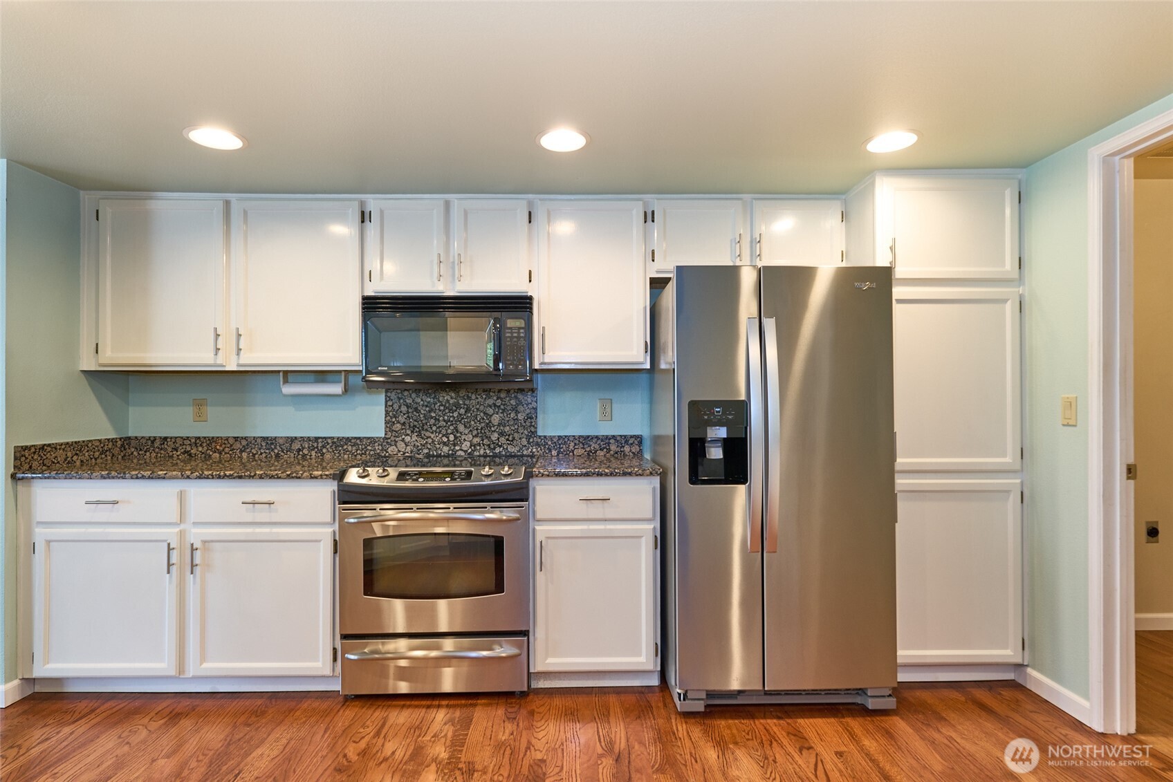 8730 133rd Avenue NE, Redmond, WA 98052