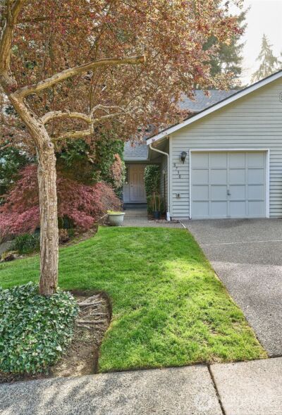 8730 133rd Avenue NE, Redmond, WA 98052 - Photo 2