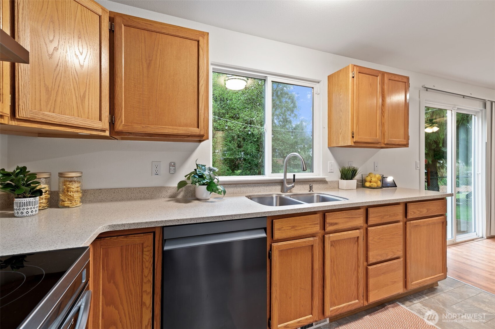 7408 2nd Drive SE, Everett, WA 98203