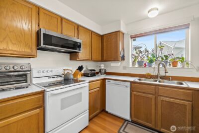 12928 SE 217th Place , Kent, WA 98031 - Photo 9