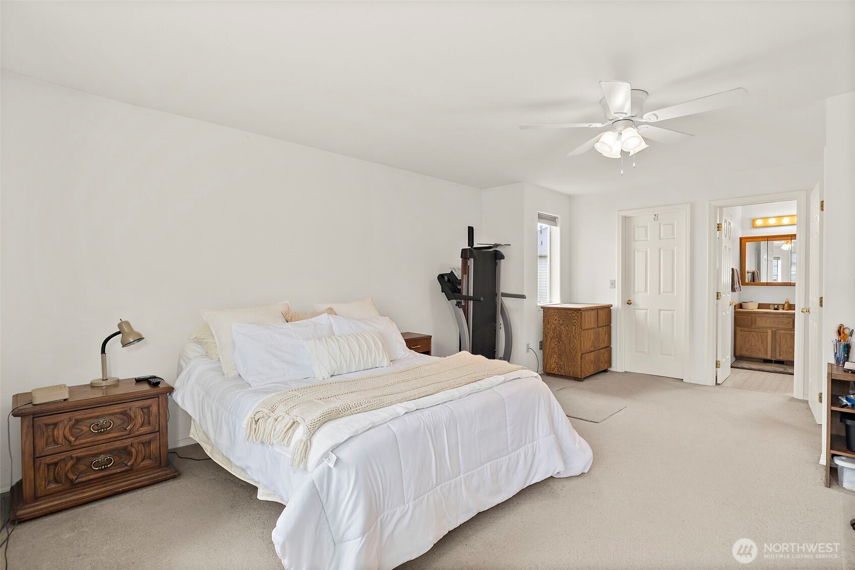 12928 SE 217th Place , Kent, WA 98031
