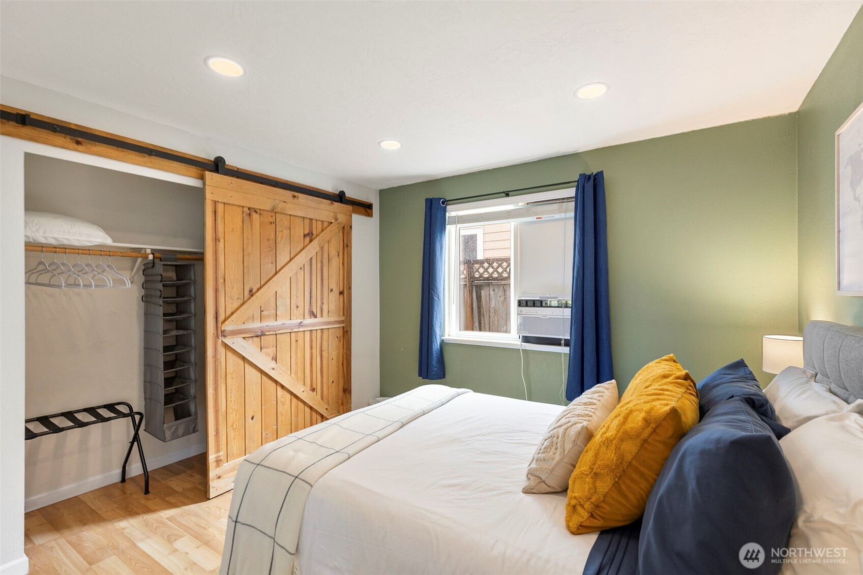 2505 -2507 N Wycoff Avenue , Bremerton, WA 98312