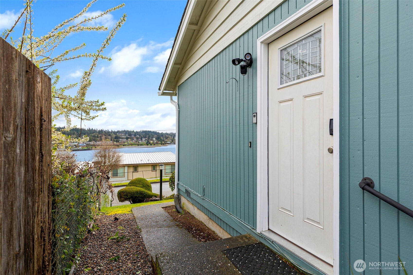 2505 -2507 N Wycoff Avenue , Bremerton, WA 98312
