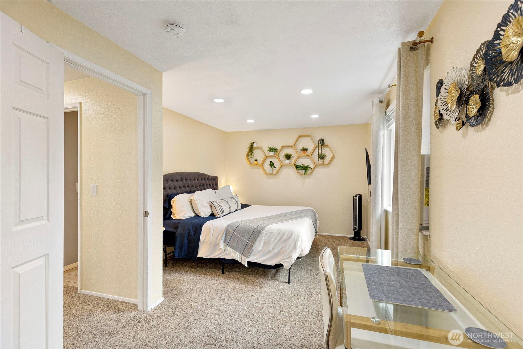 2505 -2507 N Wycoff Avenue , Bremerton, WA 98312