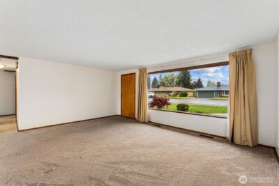 1310 21st Street SE, Auburn, WA 98002 - Photo 2