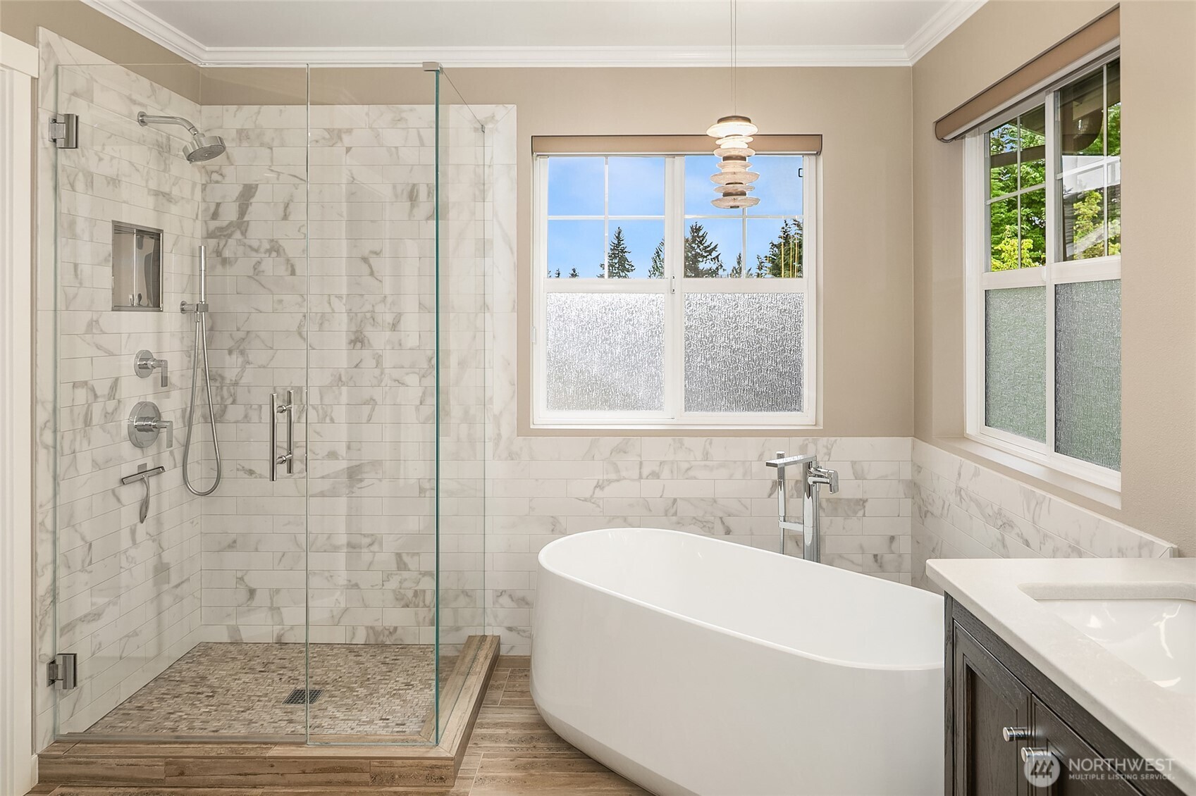 16568 NE 119th Way , Redmond, WA 98052